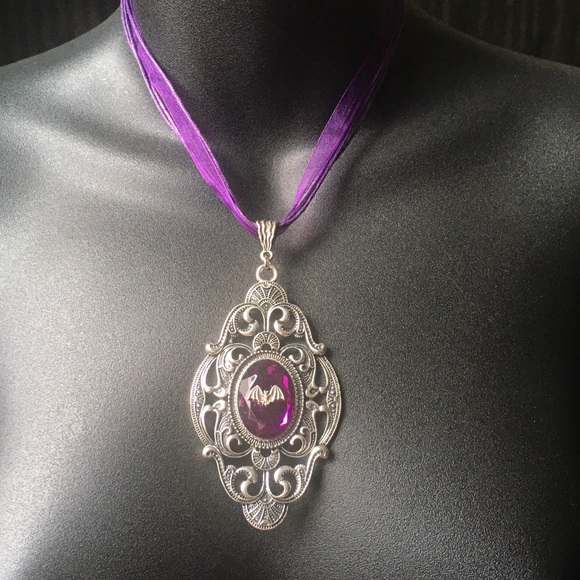 🦇 Silver bat on purple gem in art nouveau setting - Picture 2 of 2